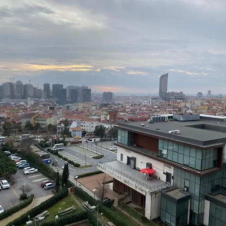 Apartamento Emaar Square Rezidans *